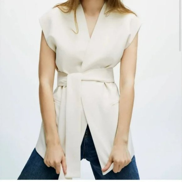 Zara Tops - Zara belted vest